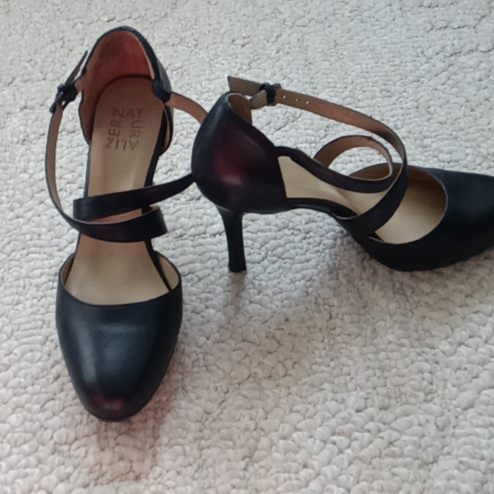 Naturalizer Black Heels